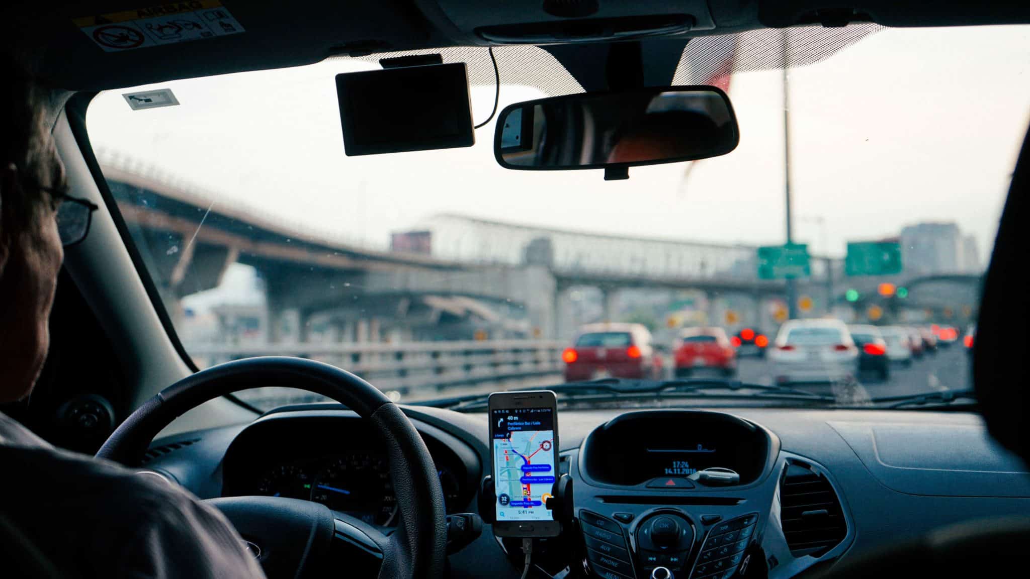 Becoming an Uber Driver is super easy. How to become an Uber Driver | Making money | Part time job | Earning Money | Side Hustle |